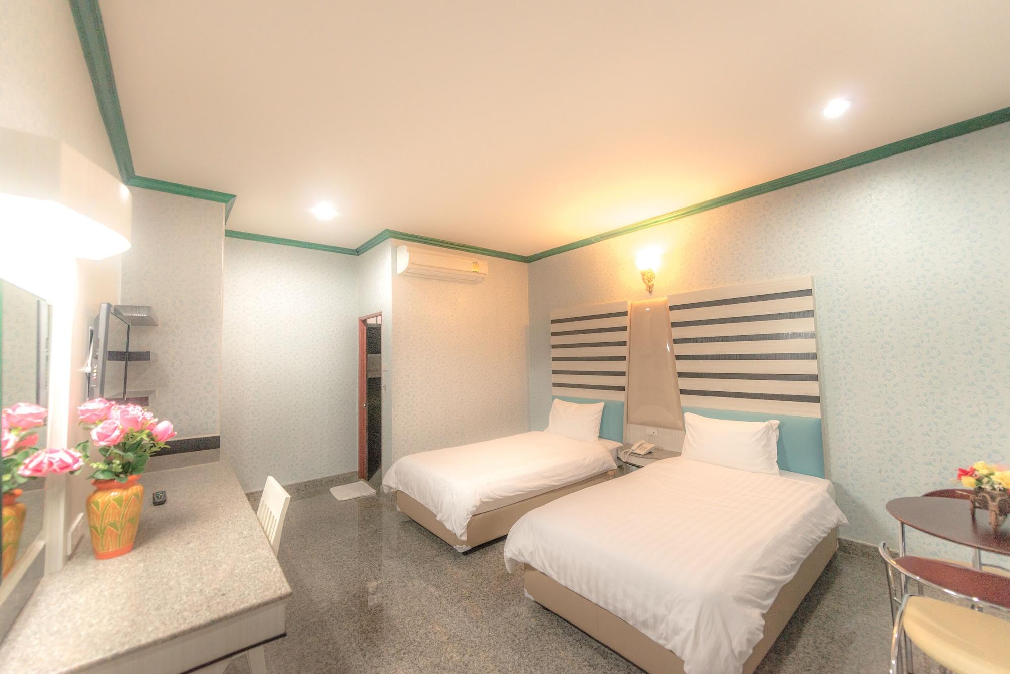 Martina Hotel Surin Zewnętrze zdjęcie